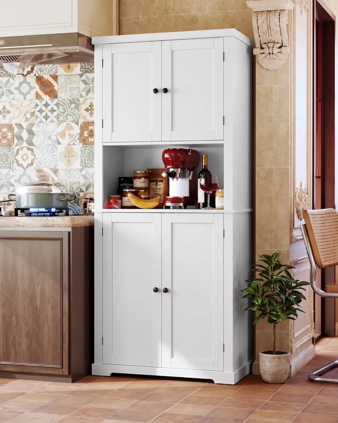 armoire buffet modèle Augustine couleur blanc dans une cuisine