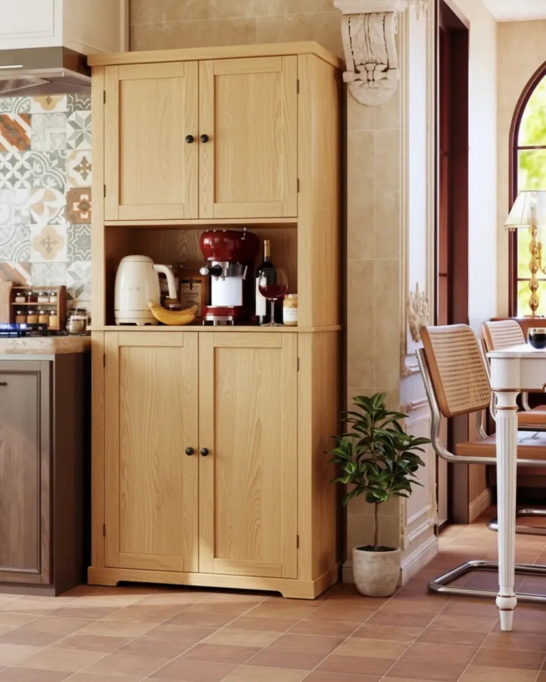 armoire buffet modèle Augustine couleur chêne dans une cuisine
