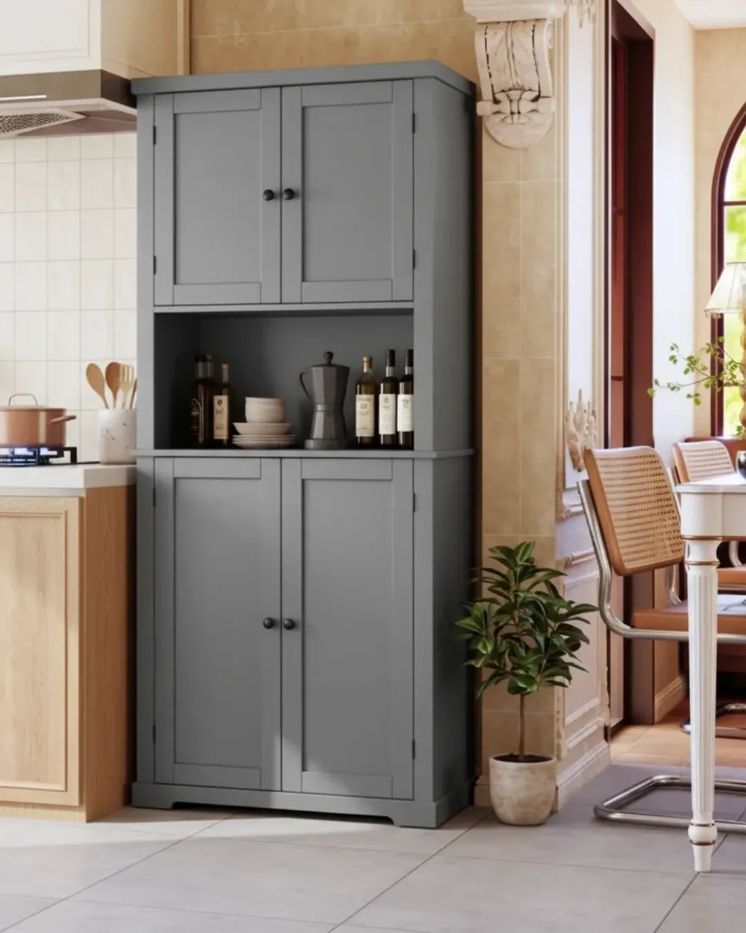 armoire buffet modèle Augustine couleur gris dans une cuisine