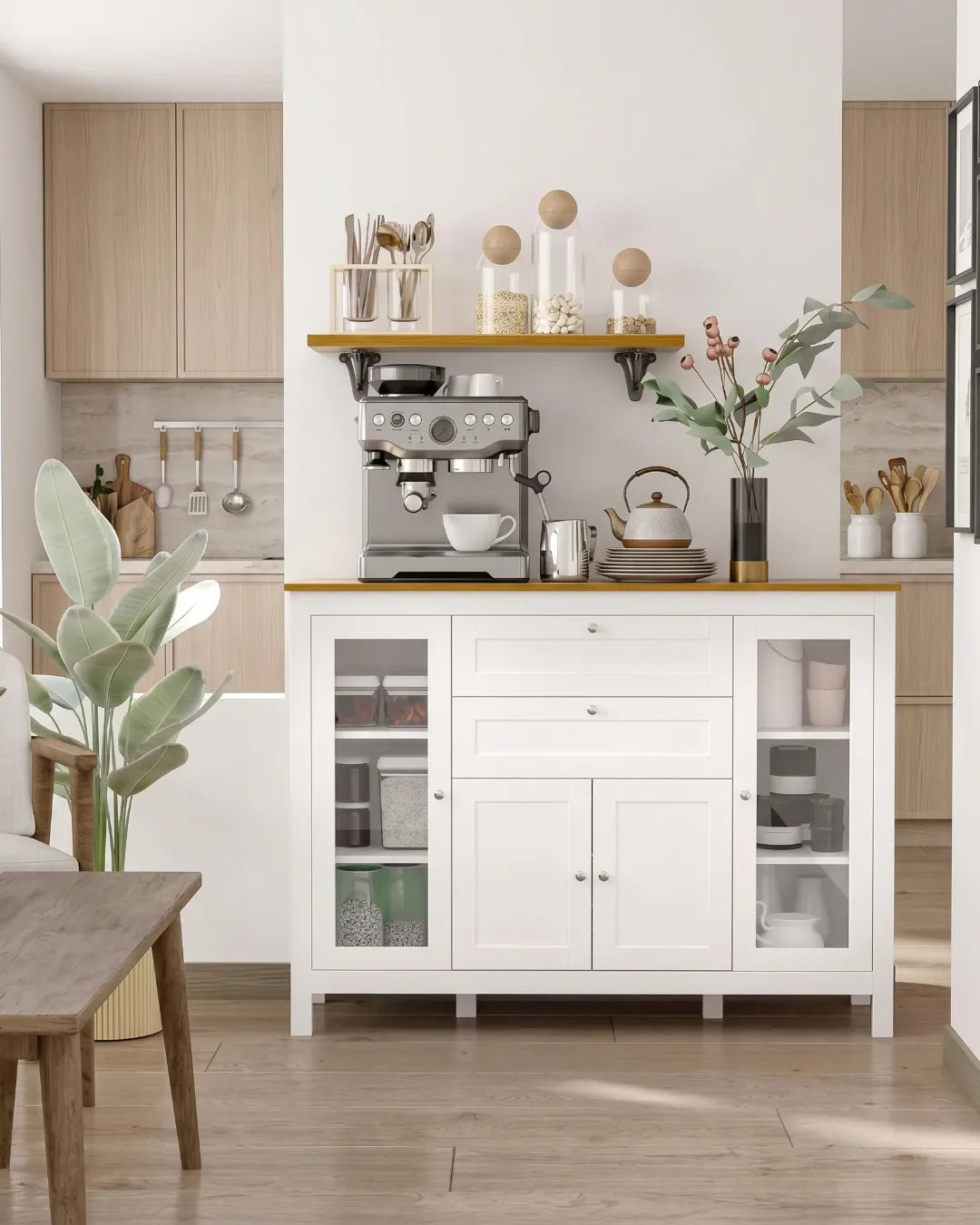 armoire buffet modèle Ophelia couleur blanc dans une cuisine
