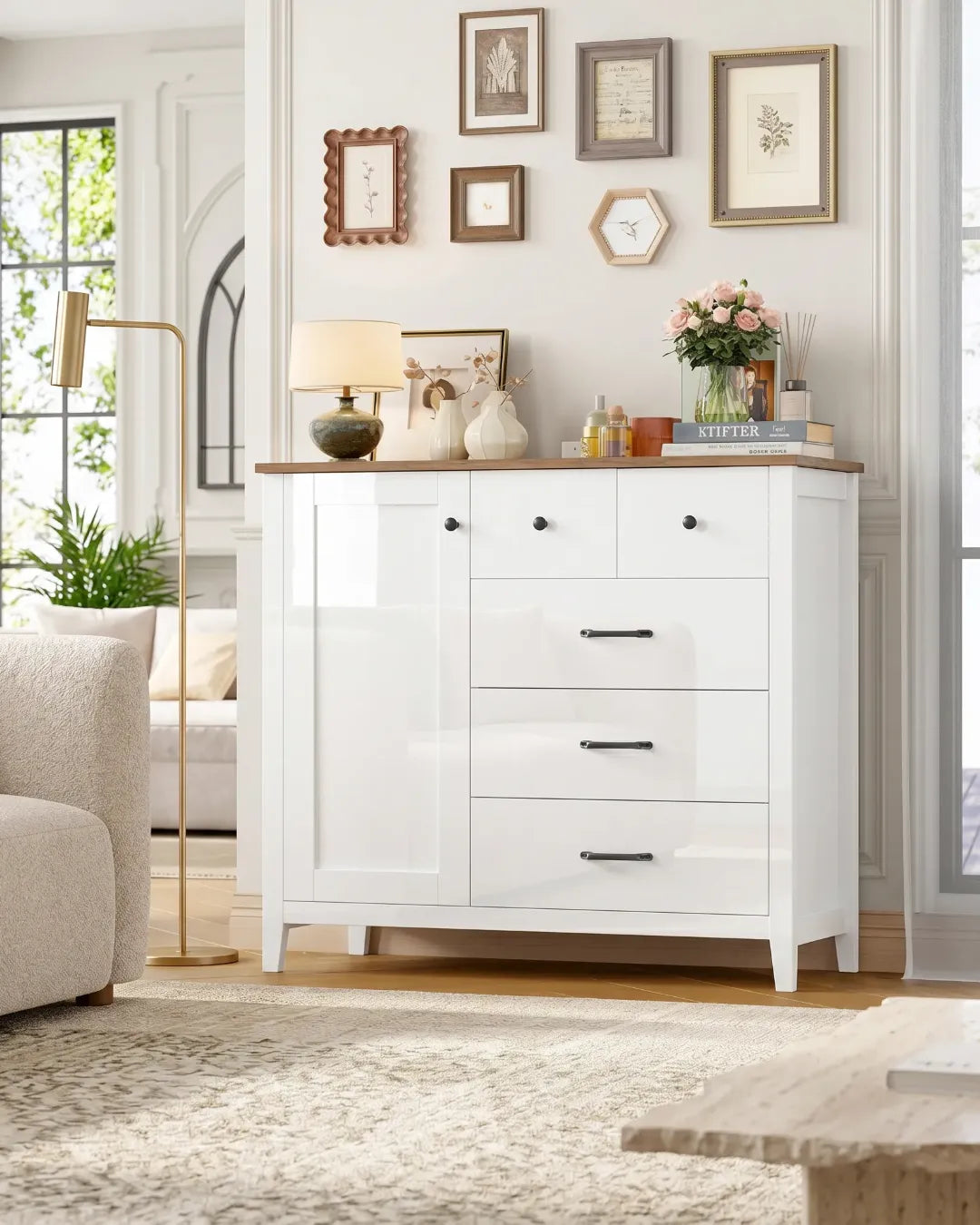 armoire buffet modèle Eden couleur blanc dans un salon