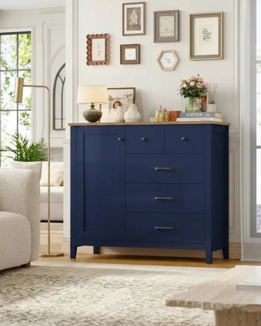 armoire buffet modèle Eden couleur bleu marine dans un salon