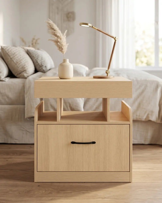 table de chevet et d'appoint pour canapé Orion dans une chambre détails de la texture du bois  